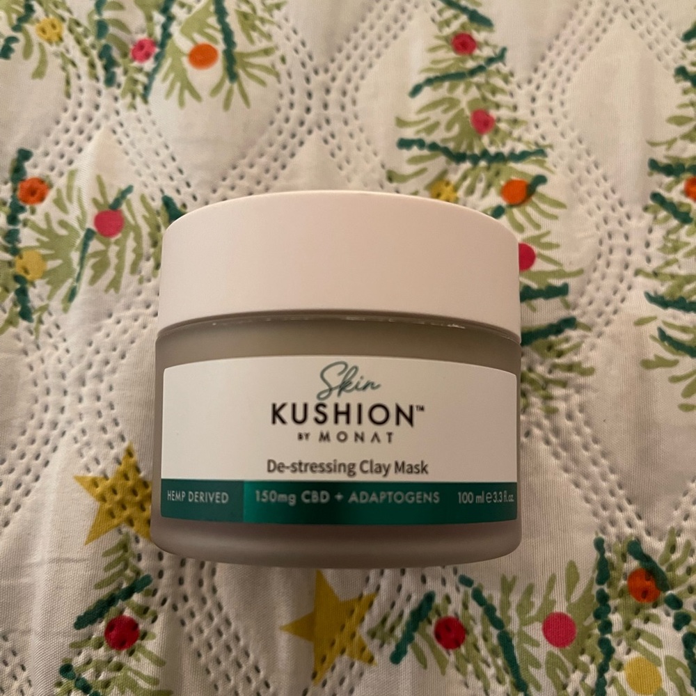 Kushion by Monat De-stressing Clay Mask